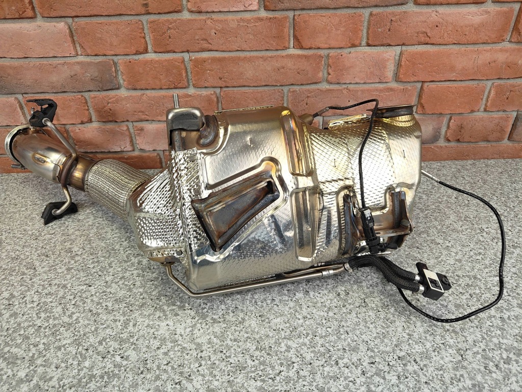 фото №12, Катализатор фильтр dpf bmw f70 118d f74 u11 x1 u10 x2 18d 20dx 23dx 8471764