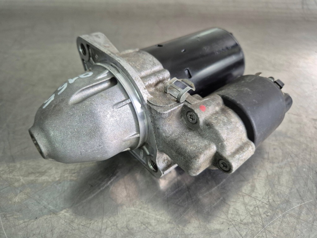 Купити Mercedes 1.8k стартер a0051513901