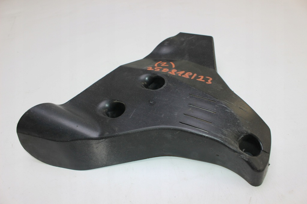 фото №1, Плита захист підвіска лівий задня оригінал 6858413 bmw 2 f45 f46 19r