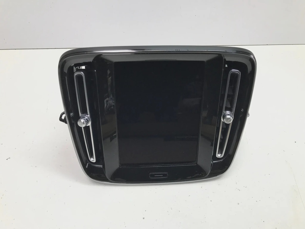 фото №1, Volvo xc40 recharge экран дисплей радио навигации 32316630aa