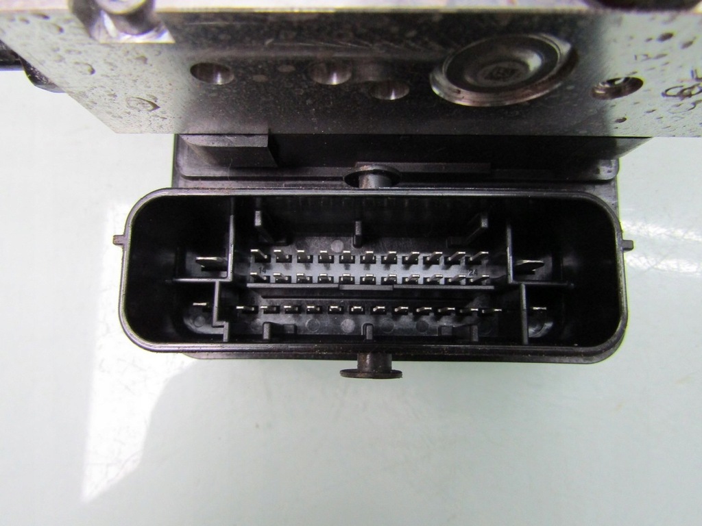 фото №8, Stonic 1.0 lift 22r насос abs блок управления 58910h8950 58910-h8950