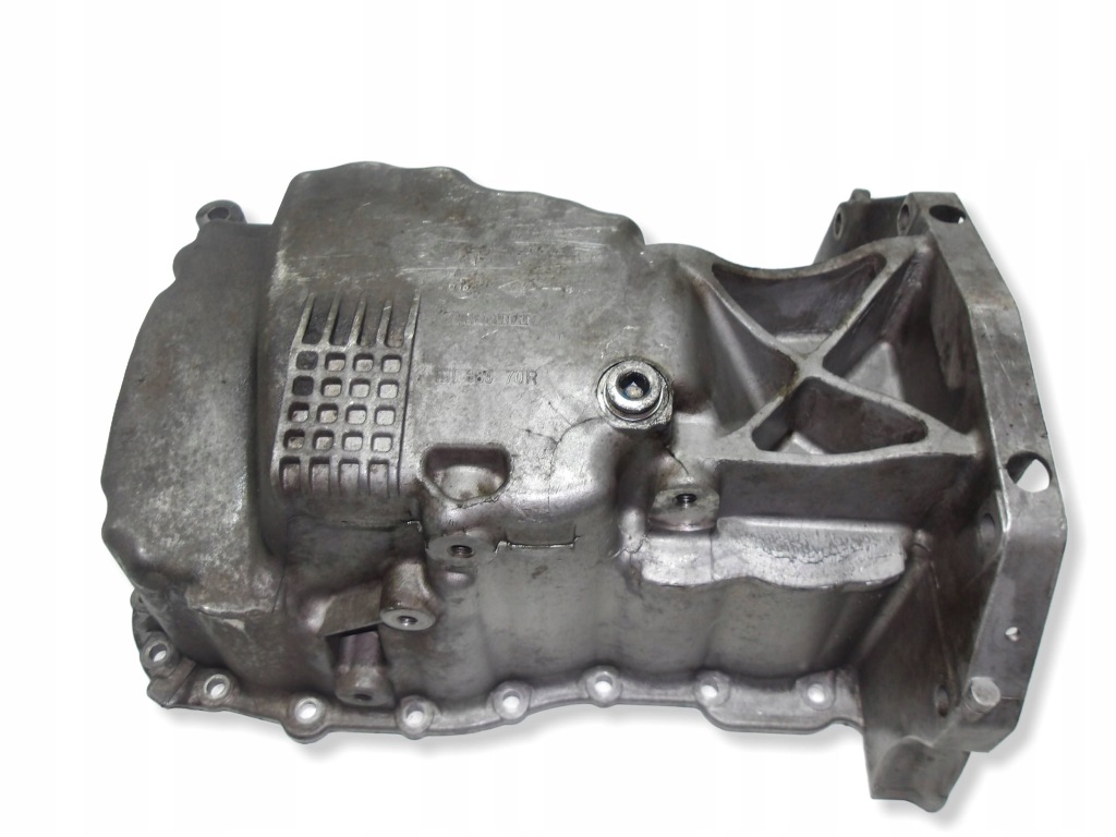 Купить Поддон масла масляная renault clio dacia 111118070r 1.5 dci