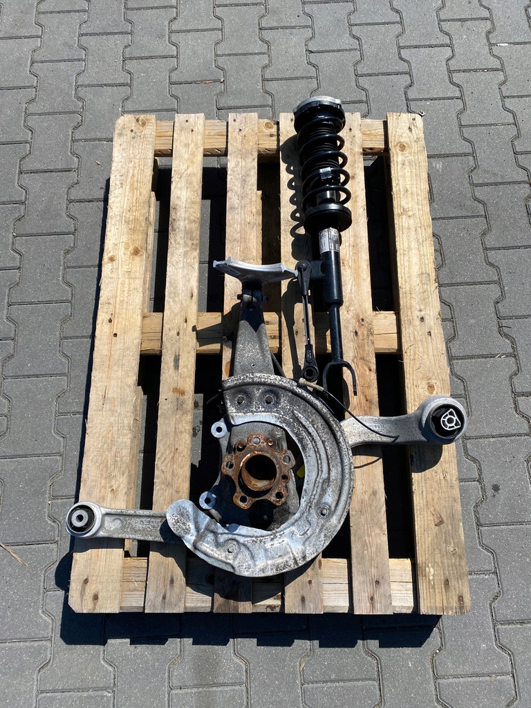 фото №1, Bmw g31 поворотный кулак рычаг амортизатор перед правый