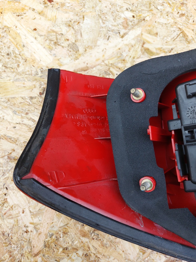 фото №9, Лампа задняя левая audi a6 c5 4b5945095b