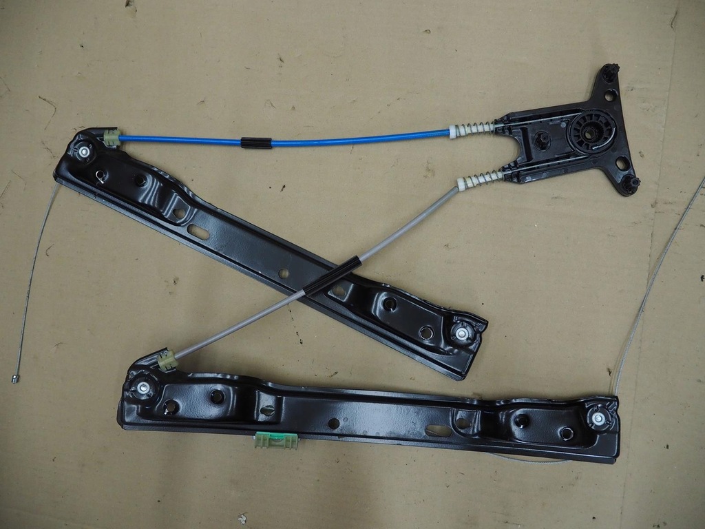 фото №1, Mercedes w213 16- механизм стекло дверь левый перед