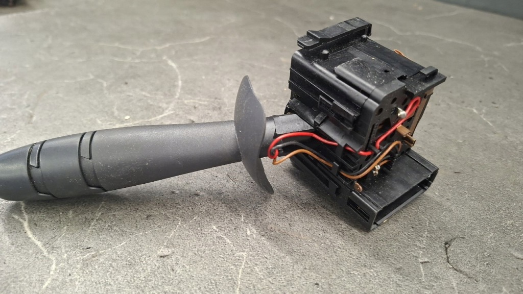 8200328896 перемикач двірник renault laguna ii Оригінал