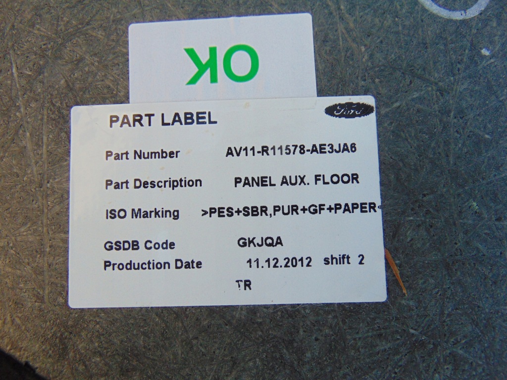 фото №10, Обшивка пол багажника ford b-max