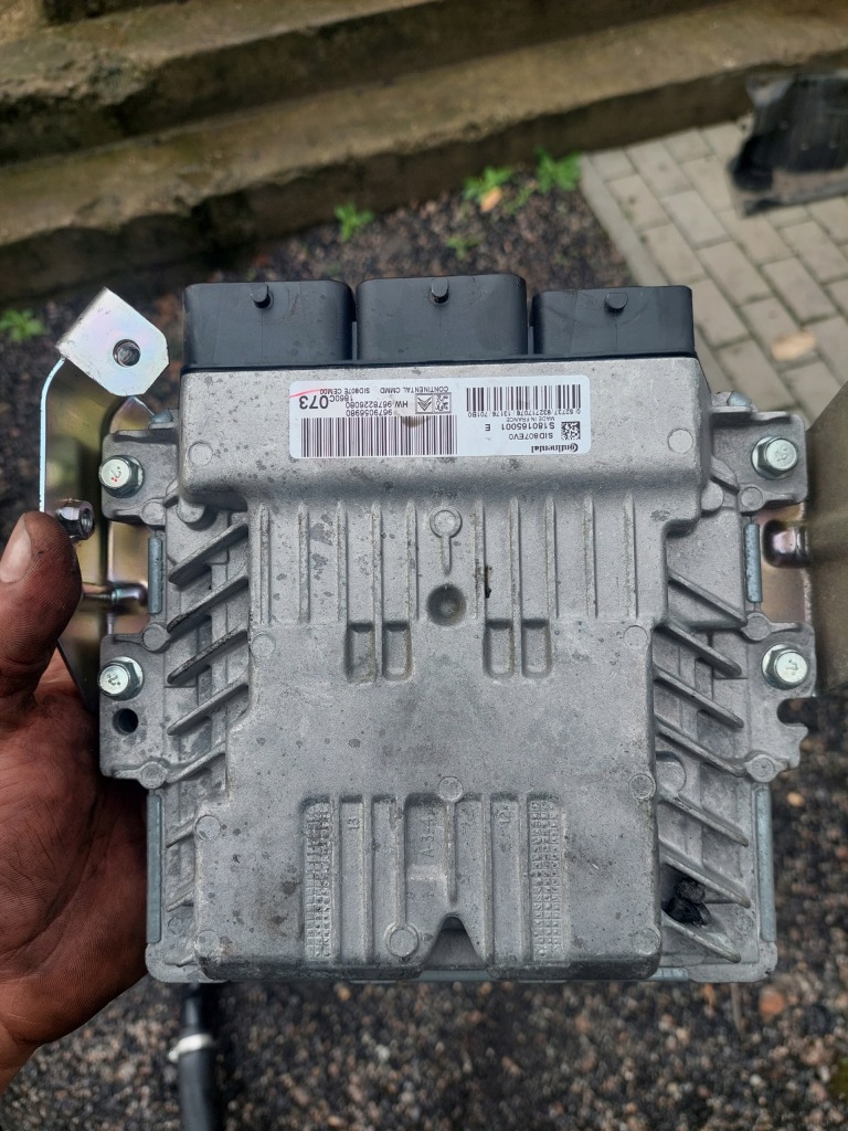 фото №1, Peugeot 4008 1.6d бортовий комп'ютер s180165001e