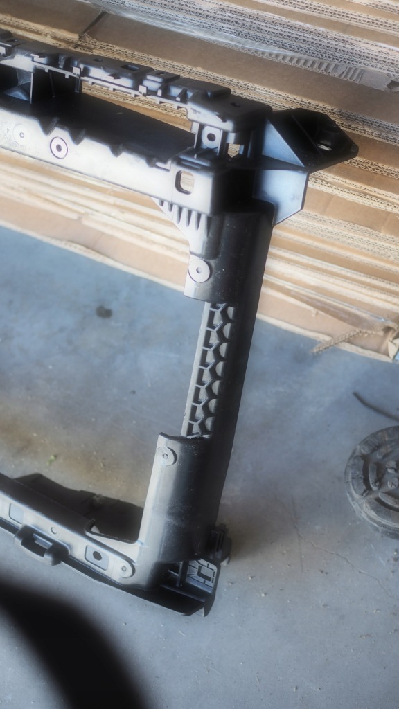 фото №4, Peugeot 2008 ii pas передній 9823718480 оригінал