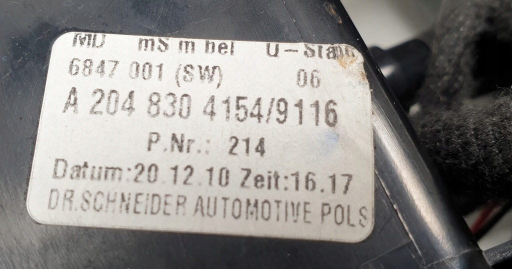 Ґрати обдув середина mercedes w204 a2048304154 Доставка