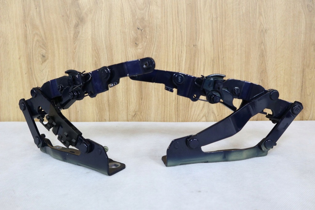 фото №1, Mercedes slk r172 петля петлі капот комплект a1728800128 a1728800228