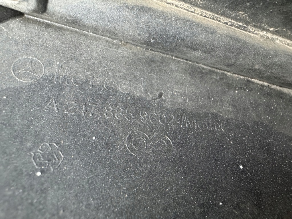 фото №13, Бампер перед mercedes glb 247 x247 19-23 amg оригинал