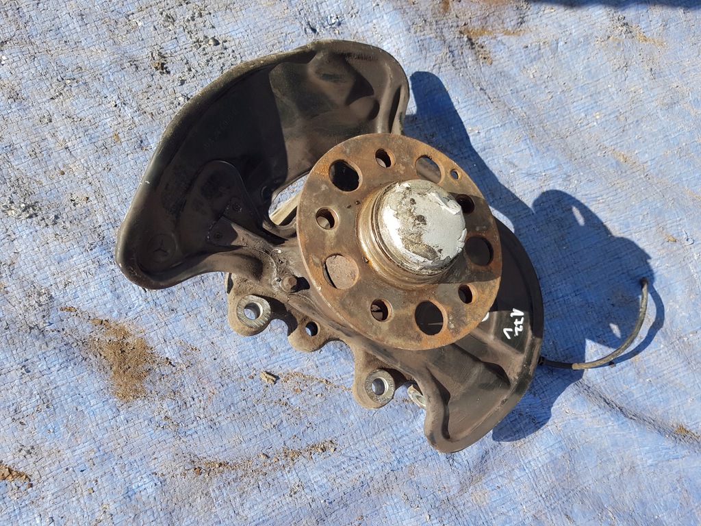 фото №3, Поворотный кулак левый перед mercedes slk slc r172 w172 ступица