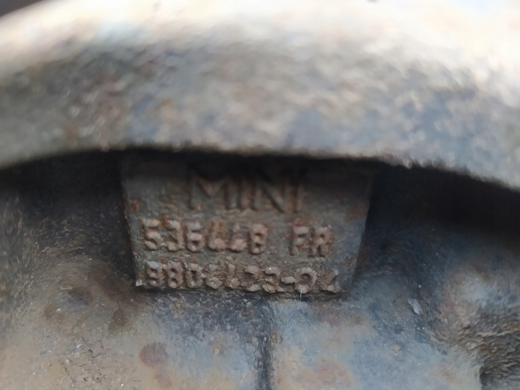 фото №5, Mini r60 2.0d countryman macpherson поворотный кулак левая 9804423