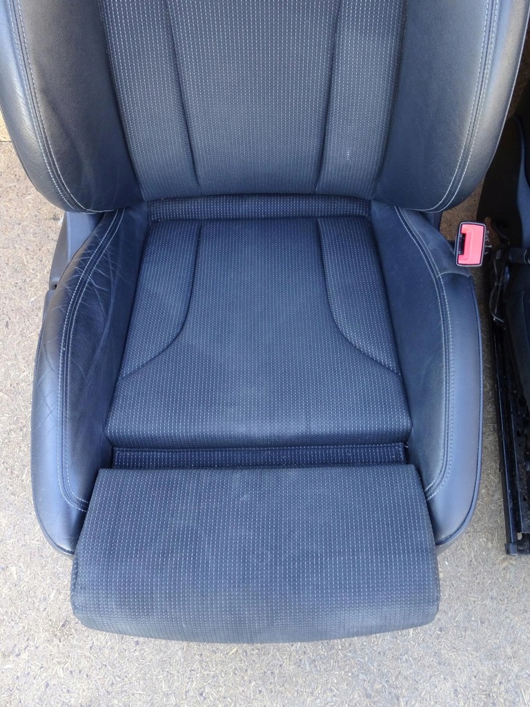 фото №7, Audi q3 8u s-line 11-18 обивка сиденья заднее сиденье кожа материал комплект