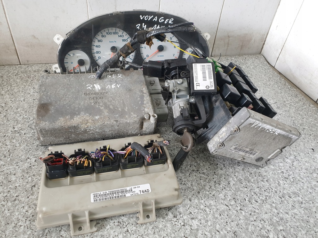 фото №1, Блок керування набір запуск voyger 2,4 04745860