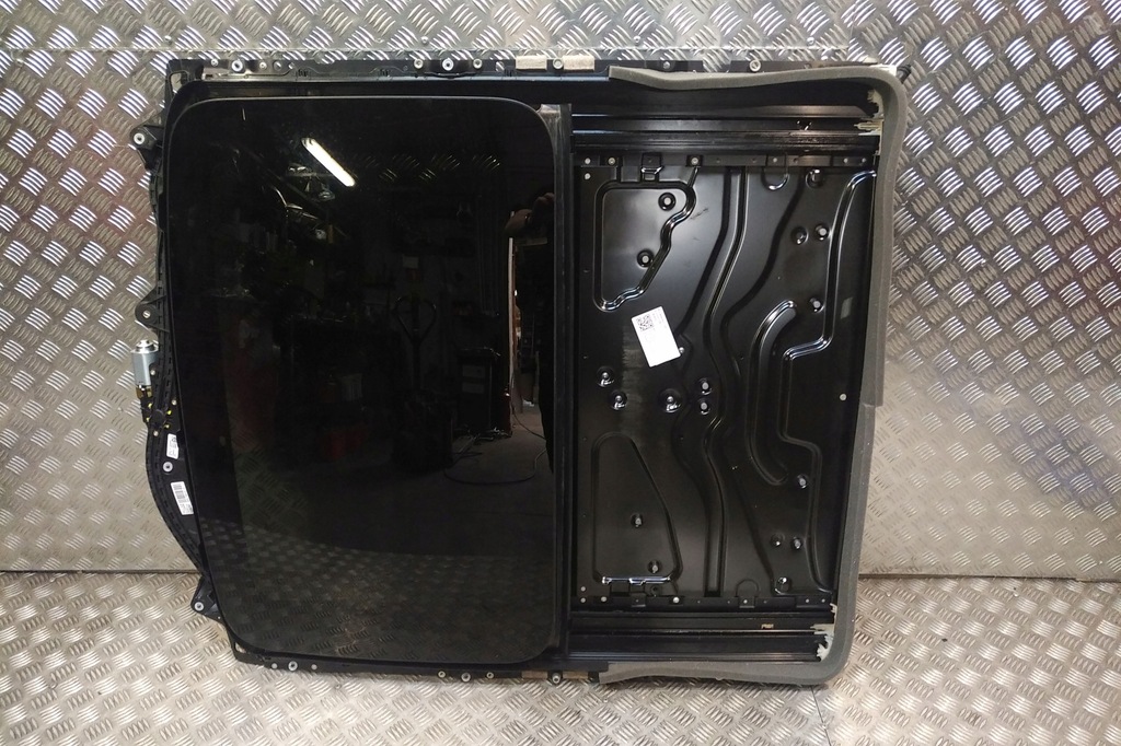 фото №1, Bmw 7 g12 люк люк стекло