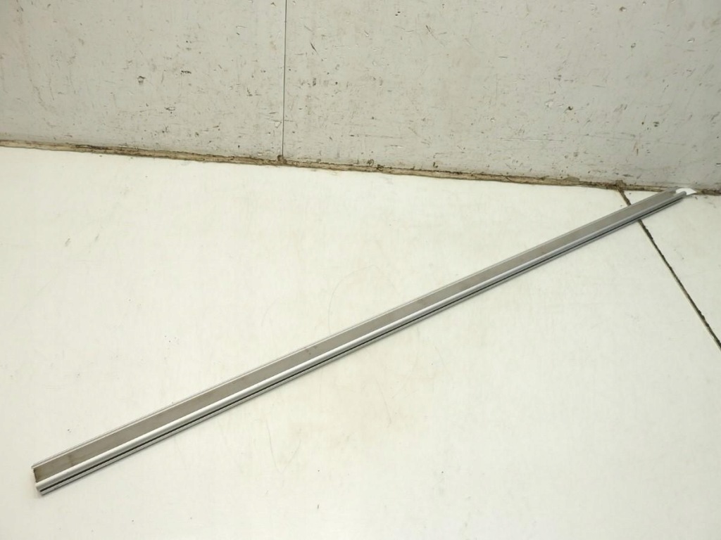 Купити Молдинг дах ліва chevrolet uplander 1299739