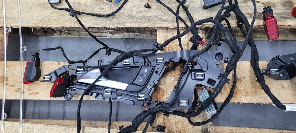 фото №6, S6 c7 4g lift a6 ручка подсвечиваемые дверь led ambiente 4x