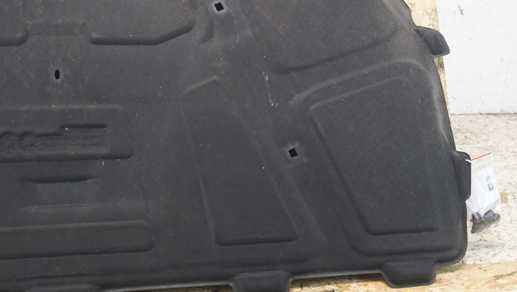 фото №12, Шумоизоляция капот + клипсы audi a4 b8