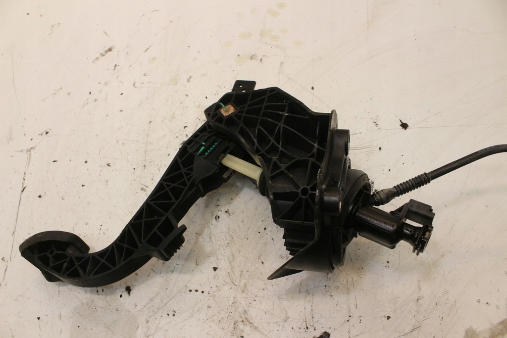 фото №7, Педаль сцепления помпа 9809425480 peugeot expert iii jumpy 2.0 blue hdi