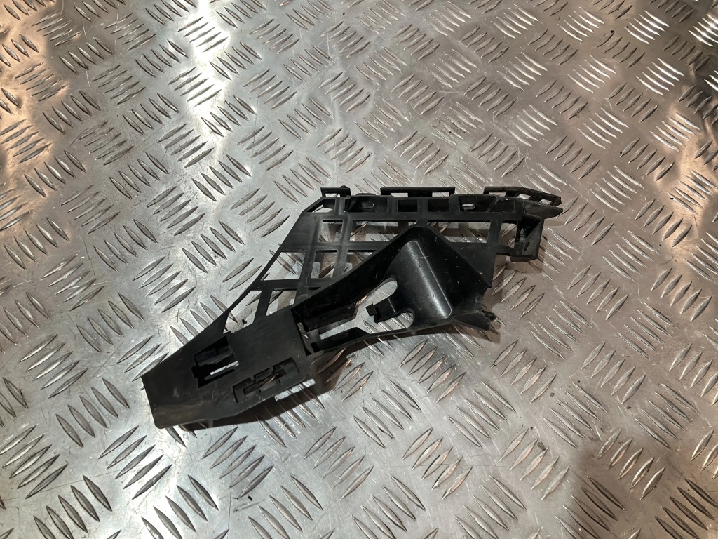 фото №1, Направляющая бампера левый mercedes a klasa w176 amg