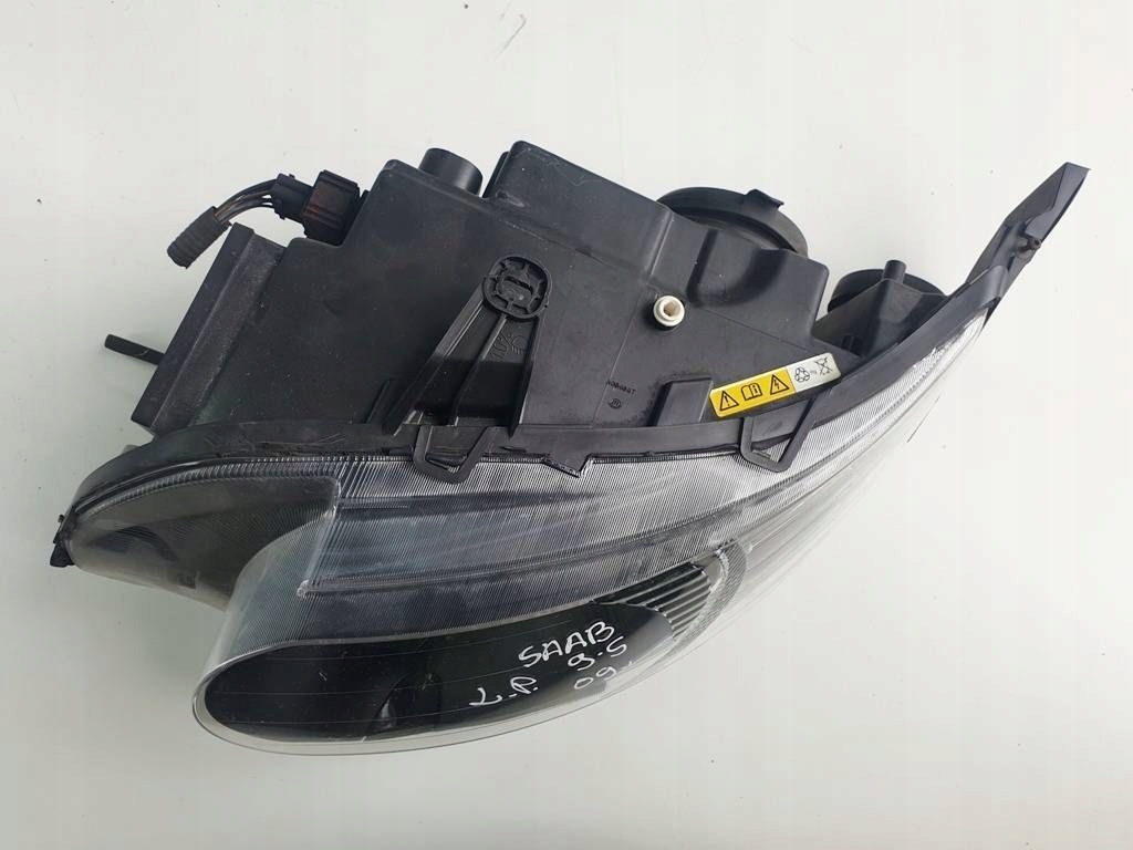 Saab 9-5 aero i 09r lift лампа ксенон перетворювач лівий перед європа Недорого