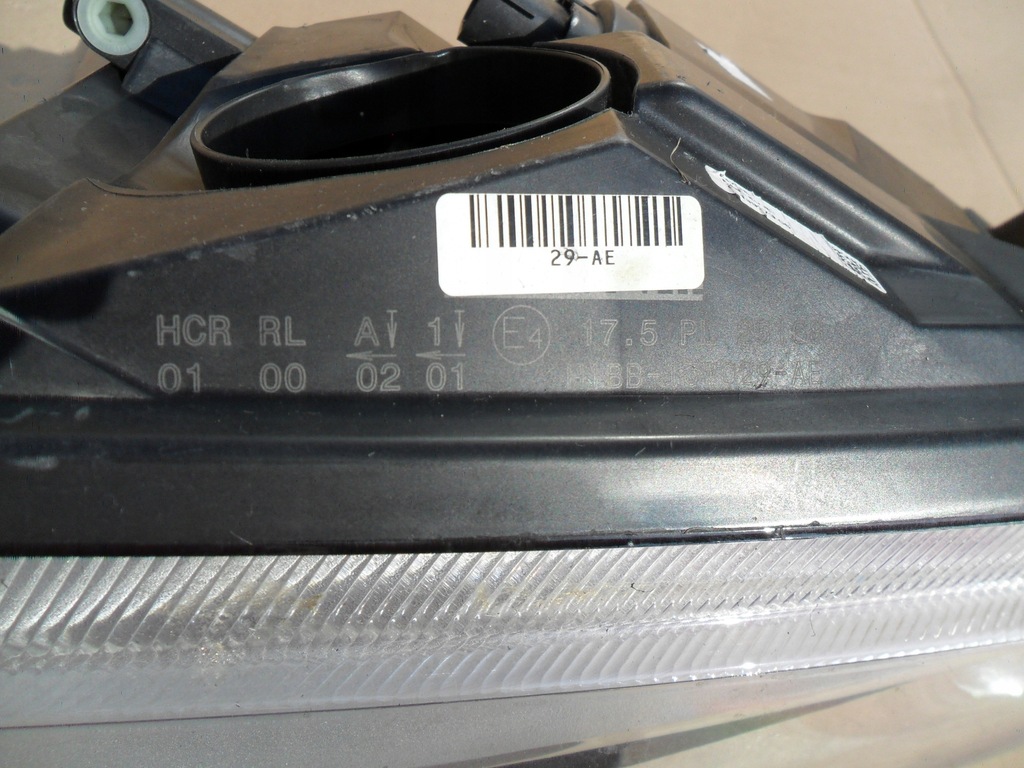 фото №15, Ford fiesta mk 8 mk8 лампа права передня 2017-