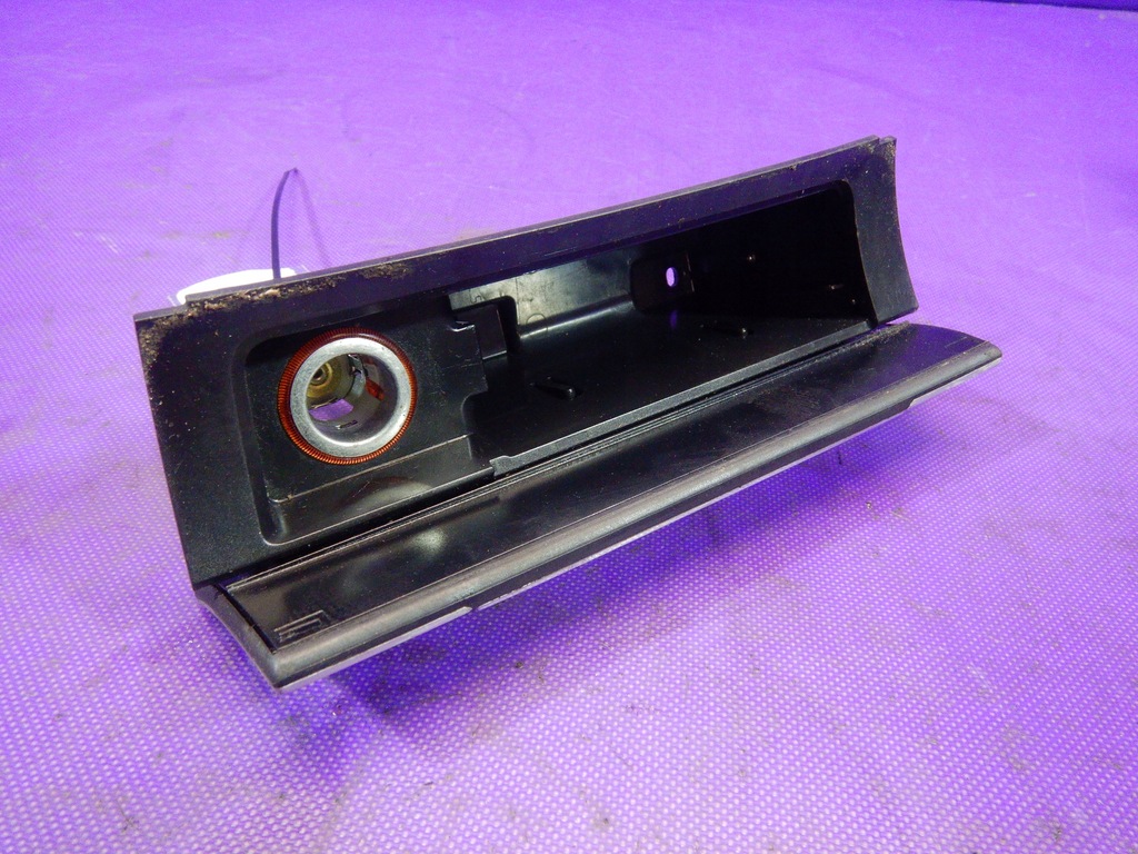 фото №5, Vw passat b6 05-10 пепельница 3c0857961a