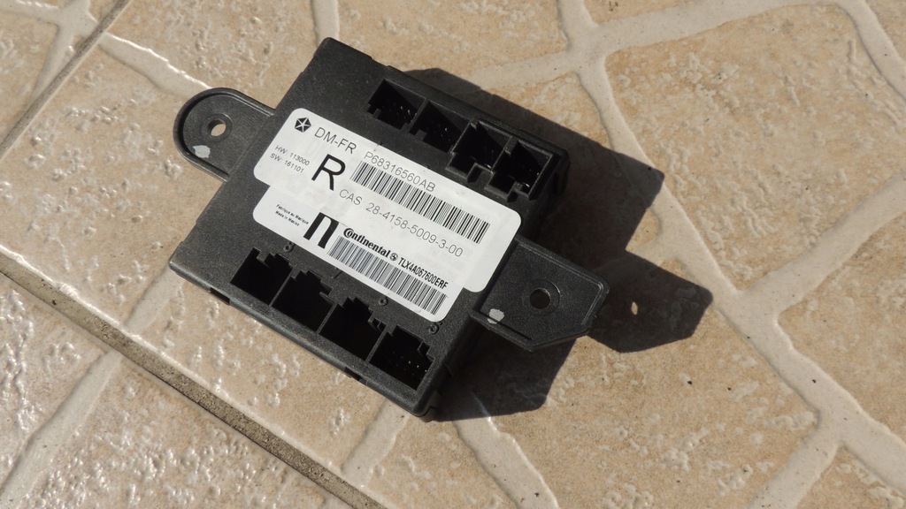 фото №2, Модуль дверь правый chrysler pacifica