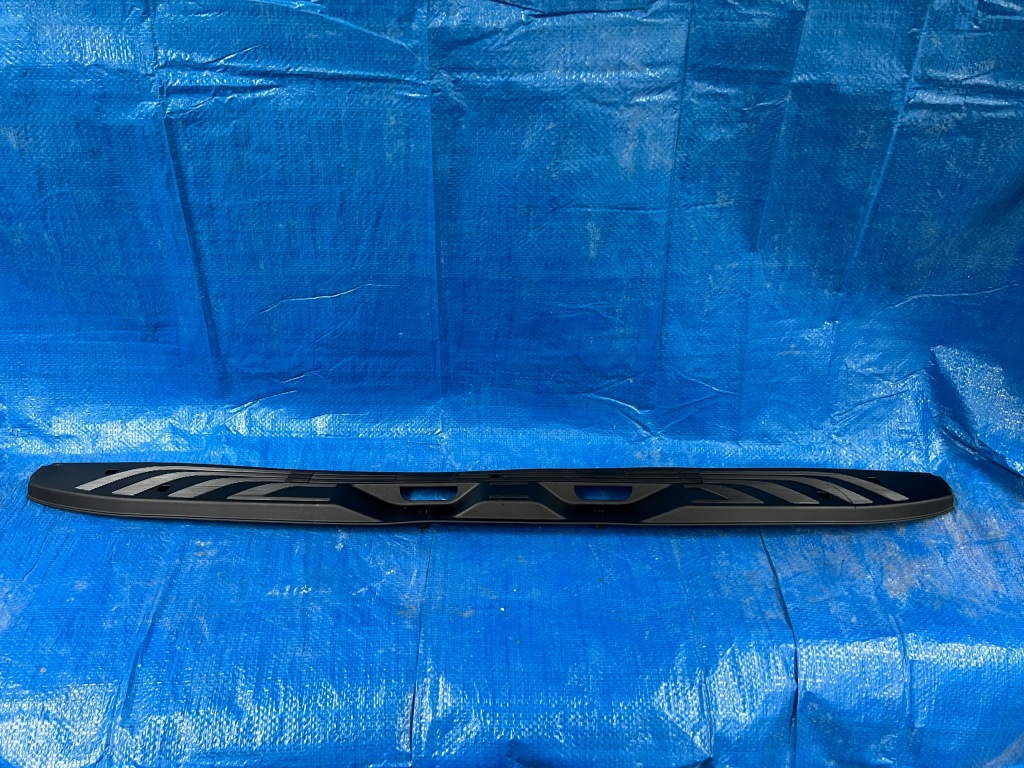 фото №1, Mercedes sprinter w910 накладка na задний pas