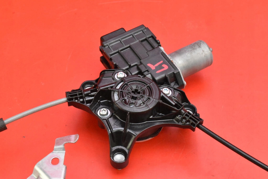 фото №6, Подъемник стекло левый задняя 85720-42160 toyota bz4x 22-