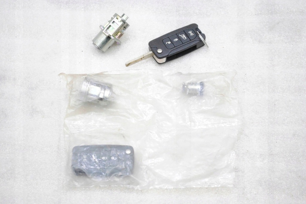 фото №1, Ключ замок зажигания вкладка набор jeep renegade новый