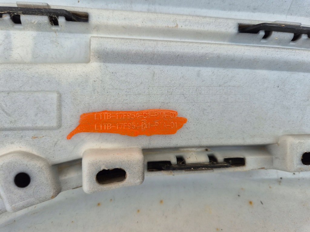 фото №10, Ford puma mk2 st-line 19r . бампер задня a658