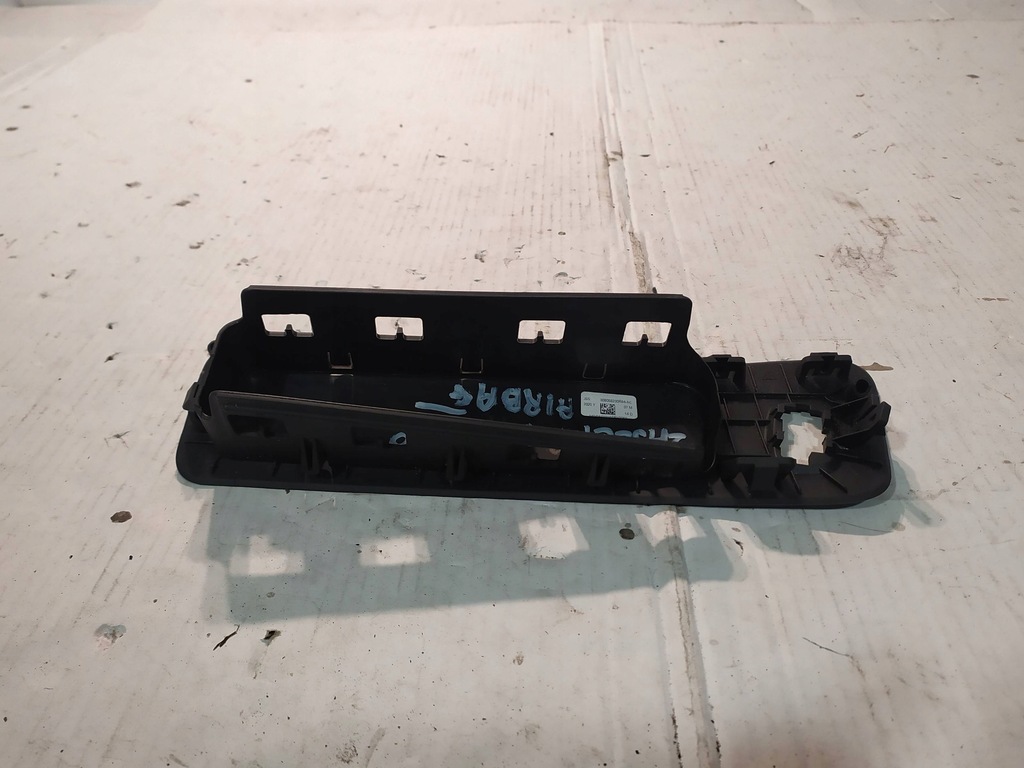 фото №7, Заглушка подушка безпеки сидіння права porsche macan