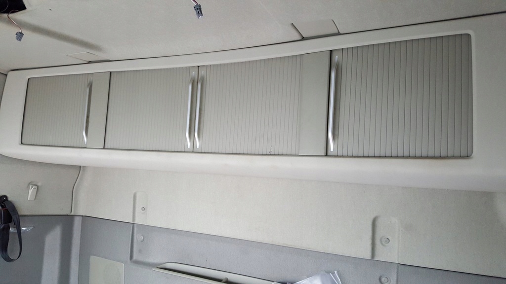 фото №6, Комплектная полка верхний задняя консоль бардачок volvo fh 4 fh 5