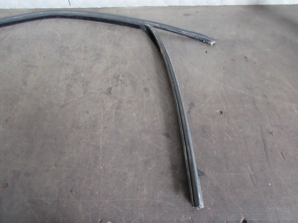 фото №5, Рамка прокладка дверь правый перед ford s-max 06-10