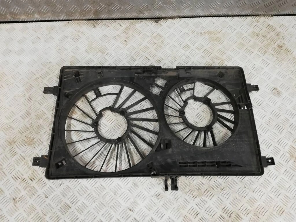 фото №4, Dd renault master корпус вентиляторов 214814681r