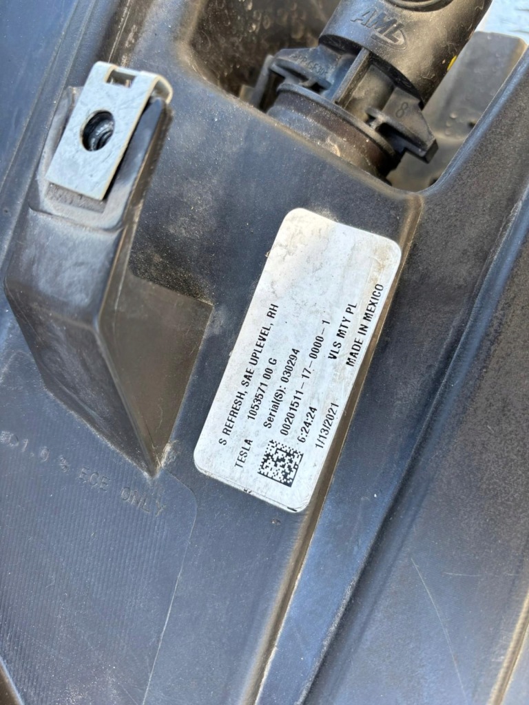 фото №9, Tesla 3 s plaid лампа перед левая правая 21- 1053570-00-g 1053571-00-g