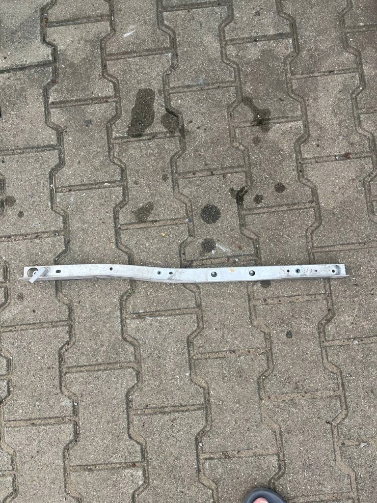 Купить Tesla model 3 2019 кронштейн аккумулятор 110980800c