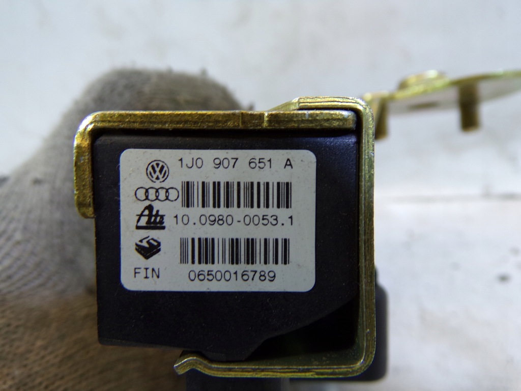 фото №6, Датчик esp vw audi + датчик esp 1j0907637a + 1j0907651 3 h