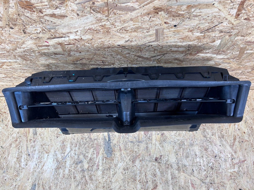 Ремінь передній підсилювач балка радіатор tesla model y 2020- в Україні