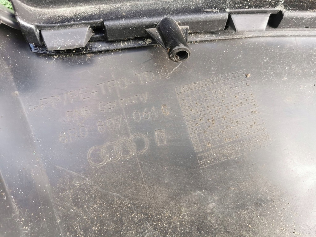 фото №15, Audi q5 8r 8r0 08-12 бампер перед передній 1044316-00-e 8r0807061c