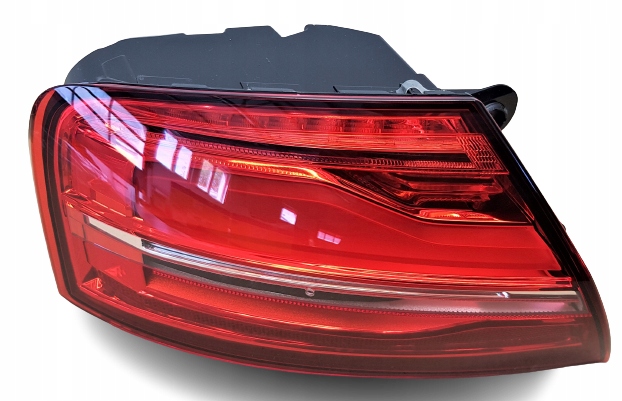 фото №1, Magneti marelli лампа лівий задня audi a8 d4