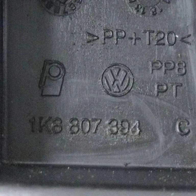 фото №8, Правый направляющая заднего бампера vw scirocco 137, 138 1k8807394c 1.97l дизель