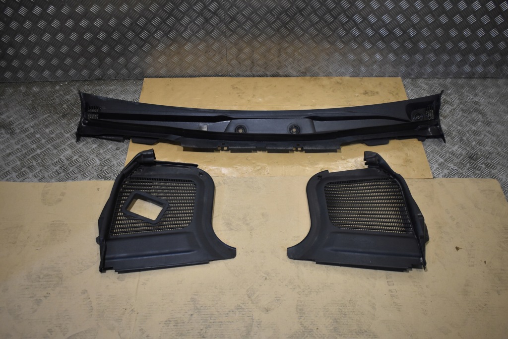 фото №1, Idealne жабо kpl. mercedes w167 1