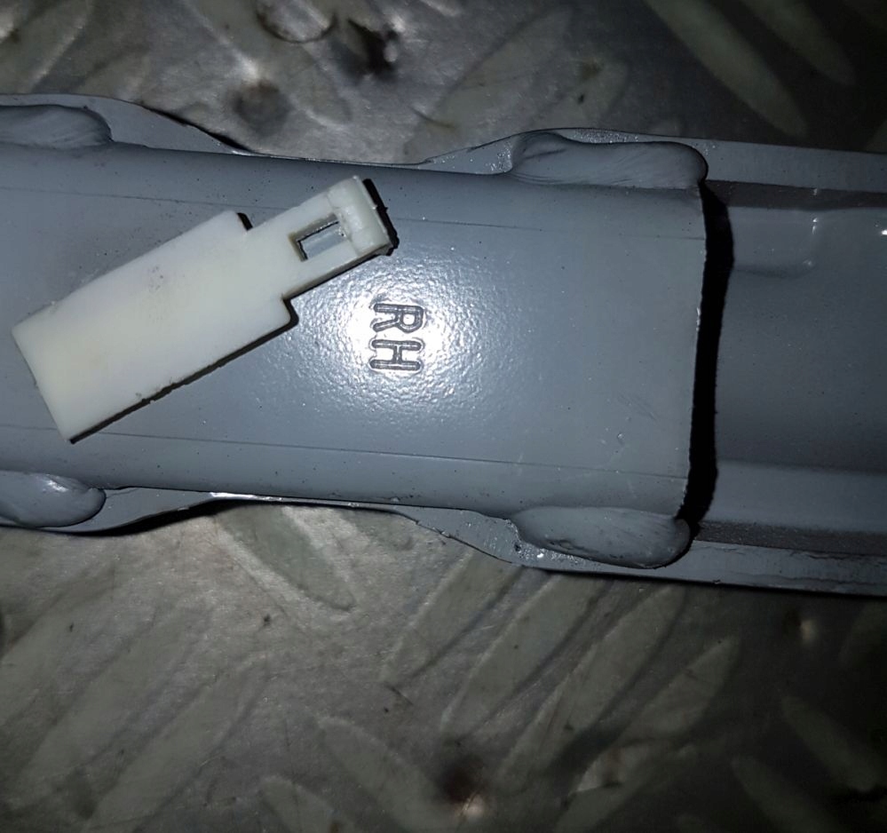 фото №6, Jaguar xj x351 петля крышки багажника правый задняя rh