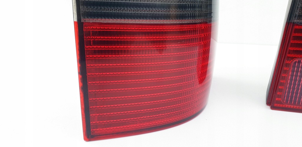 фото №13, Vw passat b5 kombi лампи задня задні чорні червоні swf usa тюнінг унікат!