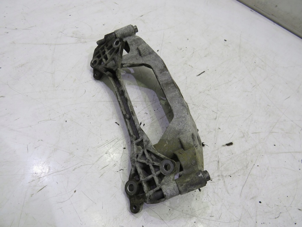 фото №4, Кронштейн розподільного валу mini cooper r56 1.6