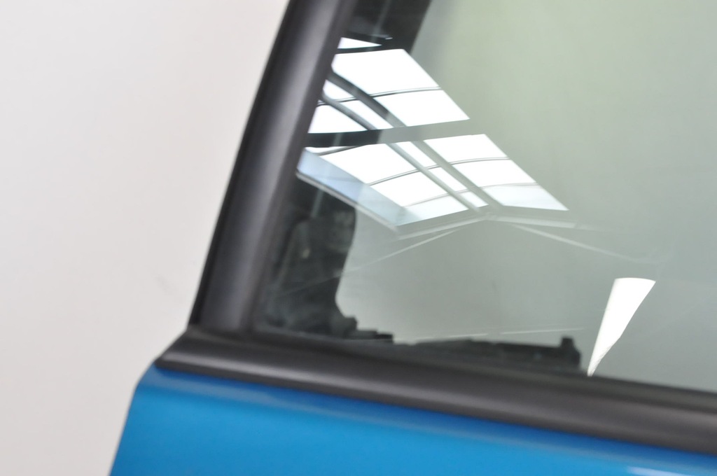 фото №5, Toyota prius phv prime prius iv дверь правый задняя задние 791